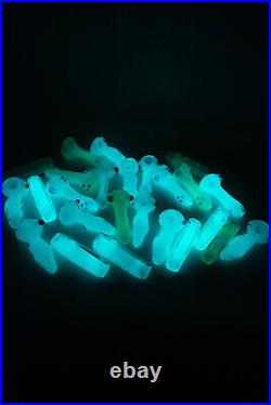 4 Assorted Glow in the Dark TOBACCO Glass Hand Pipes 25 Pcs Wholesale Bundle