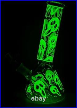 7.8''Hookah Smoking Bong Glow in the Dark Skull Luminous Beaker Glass Water Pipe