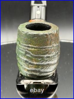 Handmade briar tobacco pipe