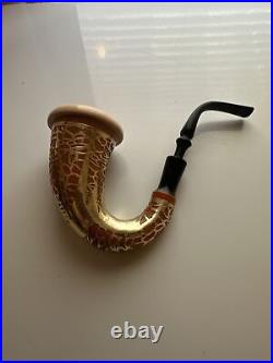 Horn tobacco pipe Gold