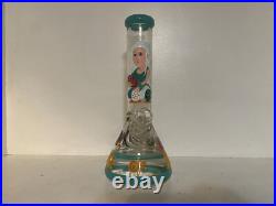 Smoking bongs and pipes