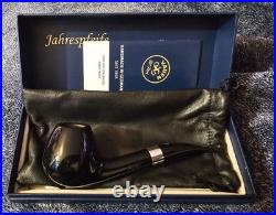 Vauen Pipe of the Year 2023 Black Smooth Tobacco Pipe